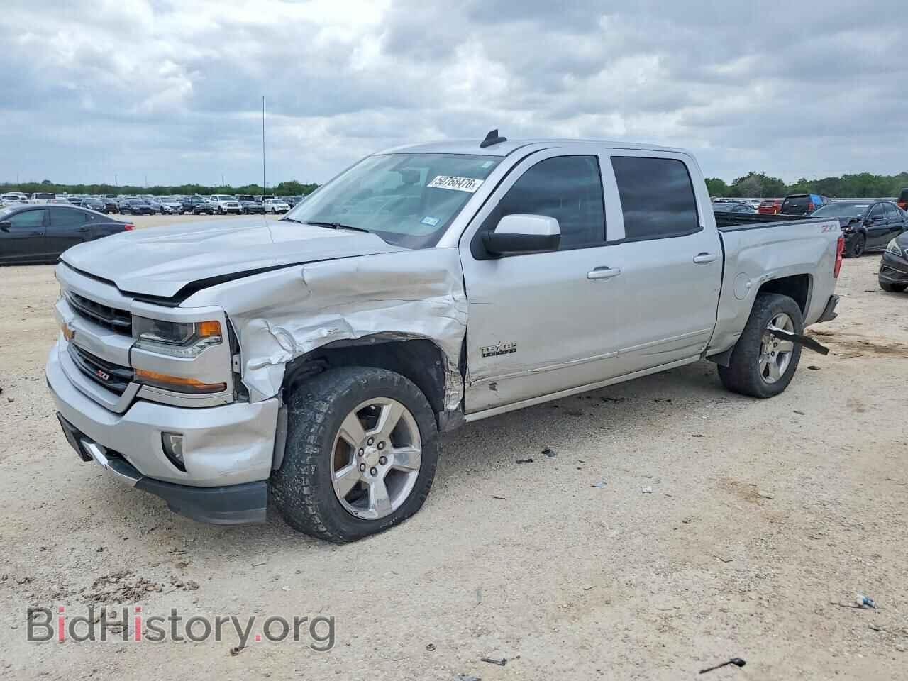 Фотография 3GCUKREC4HG503332 - CHEVROLET SILVERADO 2017