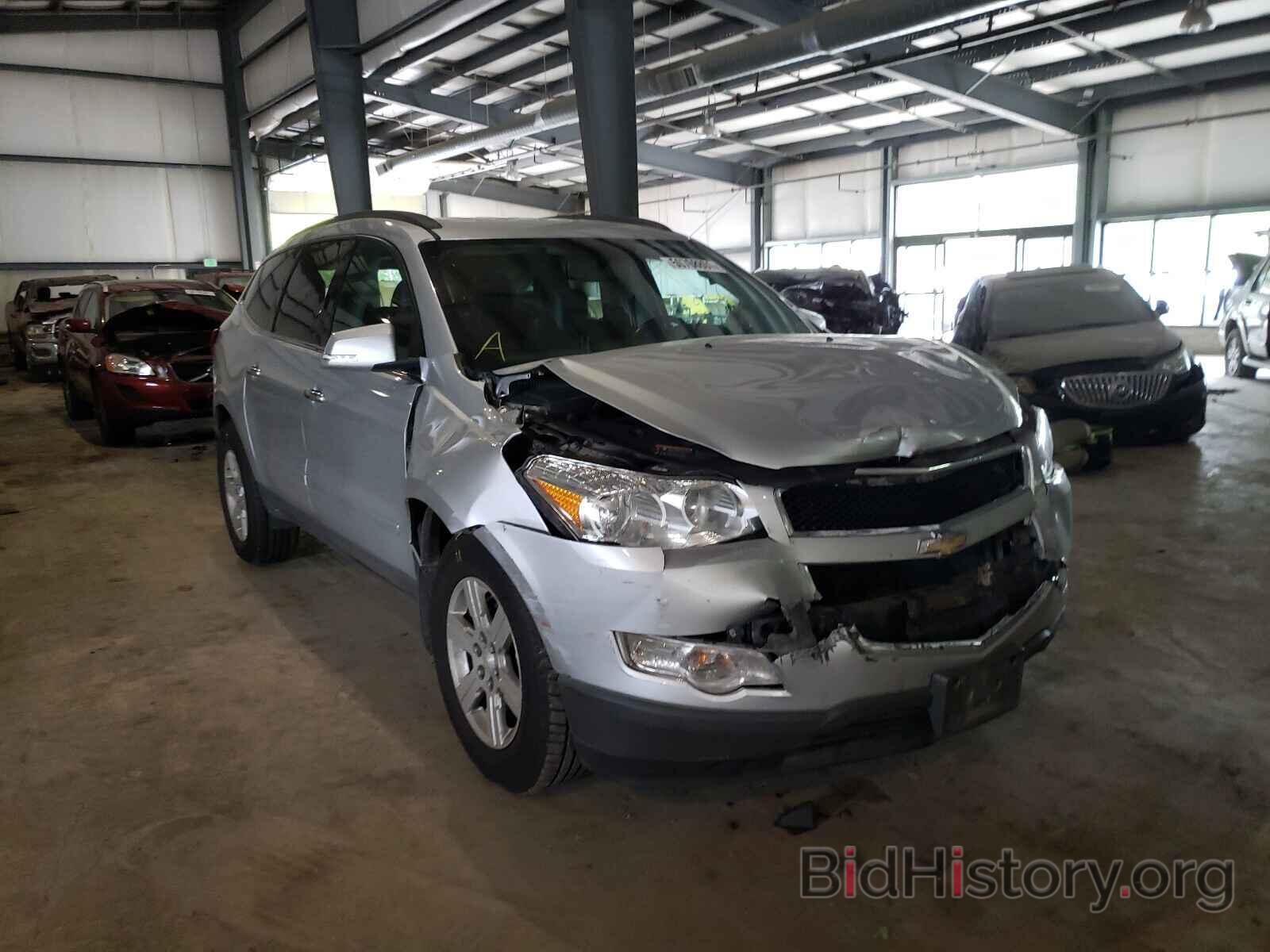 Фотография 1GNKVJED6BJ323100 - CHEVROLET TRAVERSE 2011