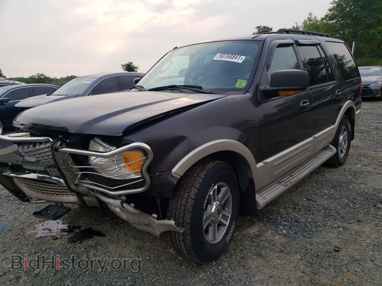 2006 FORD EXPEDITION - VIN: 1FMFU18596LA51388 - Фото 2