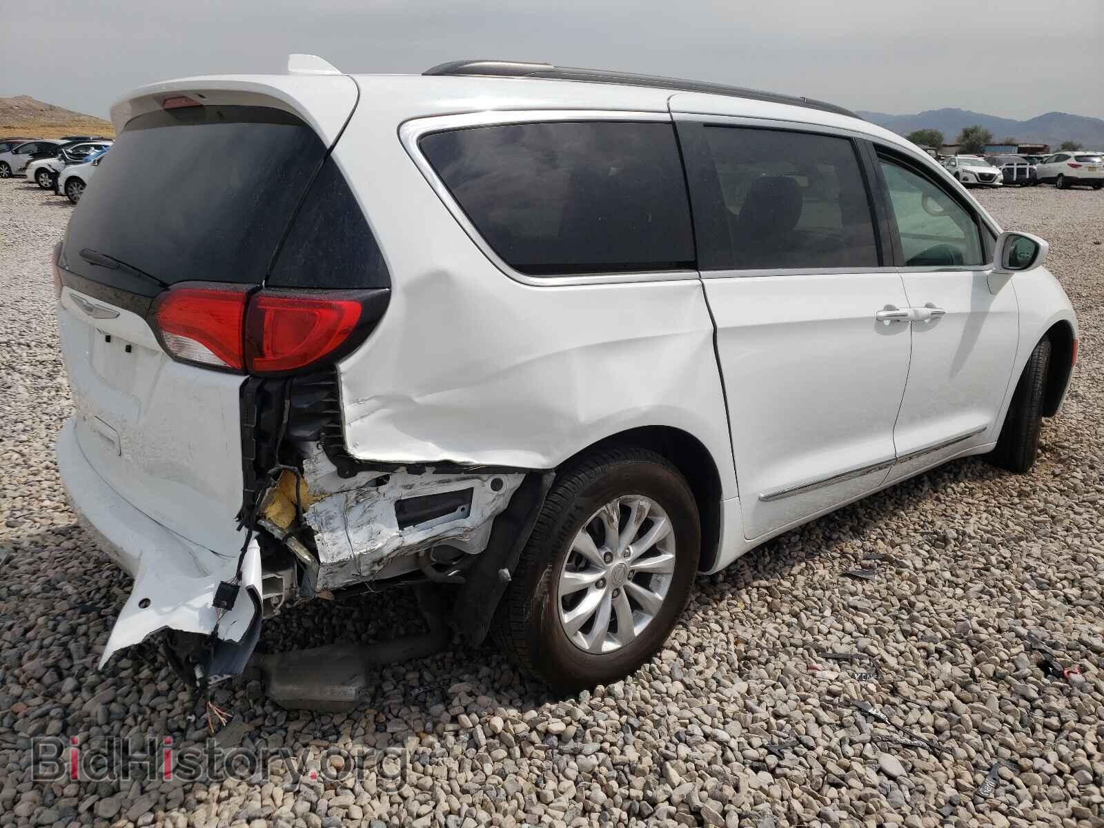 2017 CHRYSLER PACIFICA - VIN: 2C4RC1BG9HR708215 - Photo 4