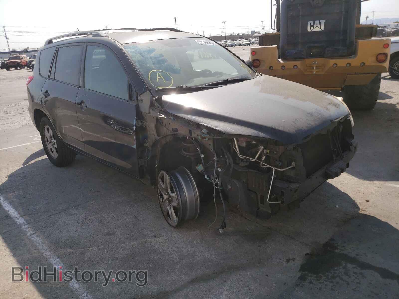 Фотография 2T3ZF4DV8BW094985 - TOYOTA RAV4 2011