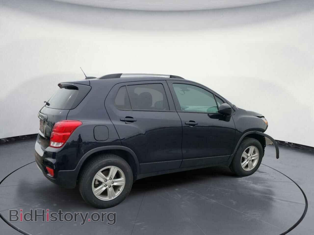 2021 CHEVROLET TRAX - VIN: KL7CJPSM3MB364570 - Фото 3