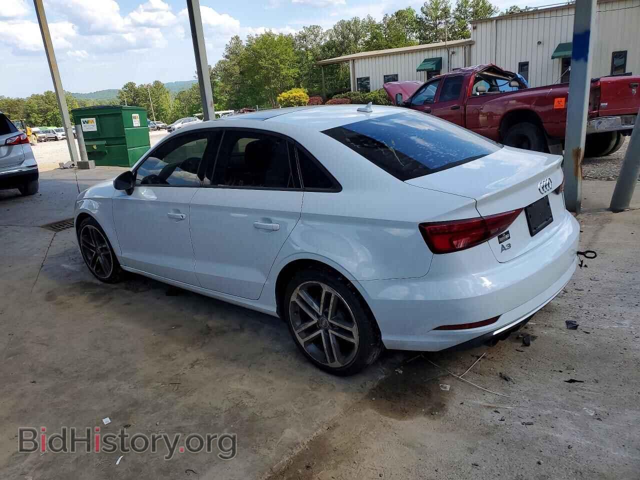 2017 AUDI A3 - VIN: WAUAUGFF2H1033808 - Фото 2