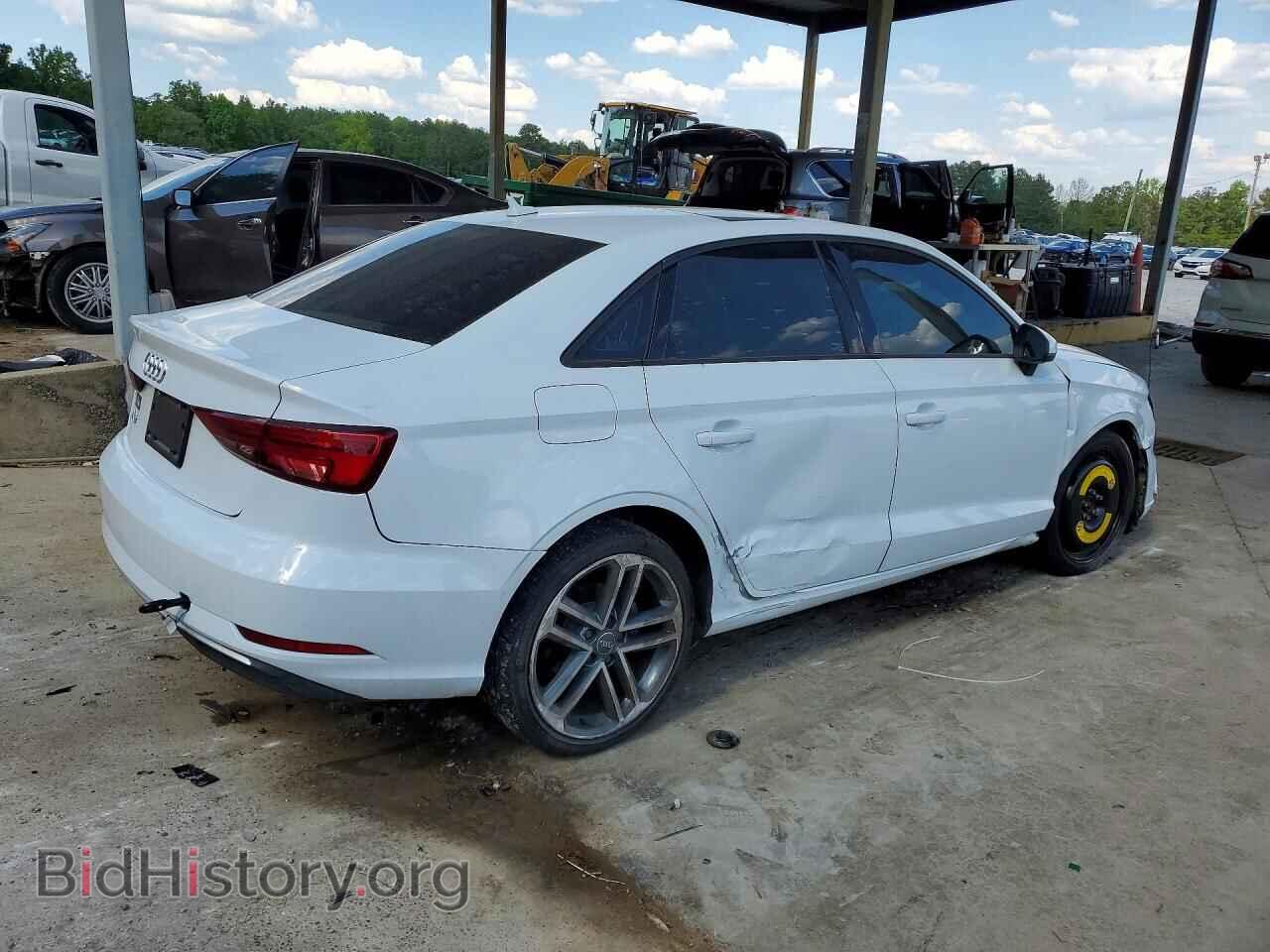 2017 AUDI A3 - VIN: WAUAUGFF2H1033808 - Фото 3