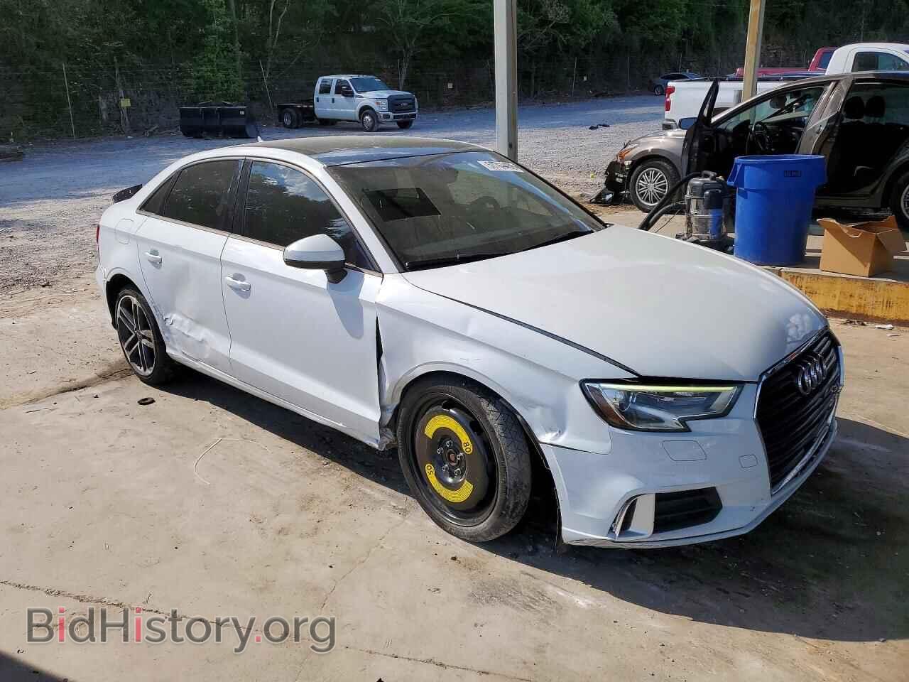2017 AUDI A3 - VIN: WAUAUGFF2H1033808 - Фото 4