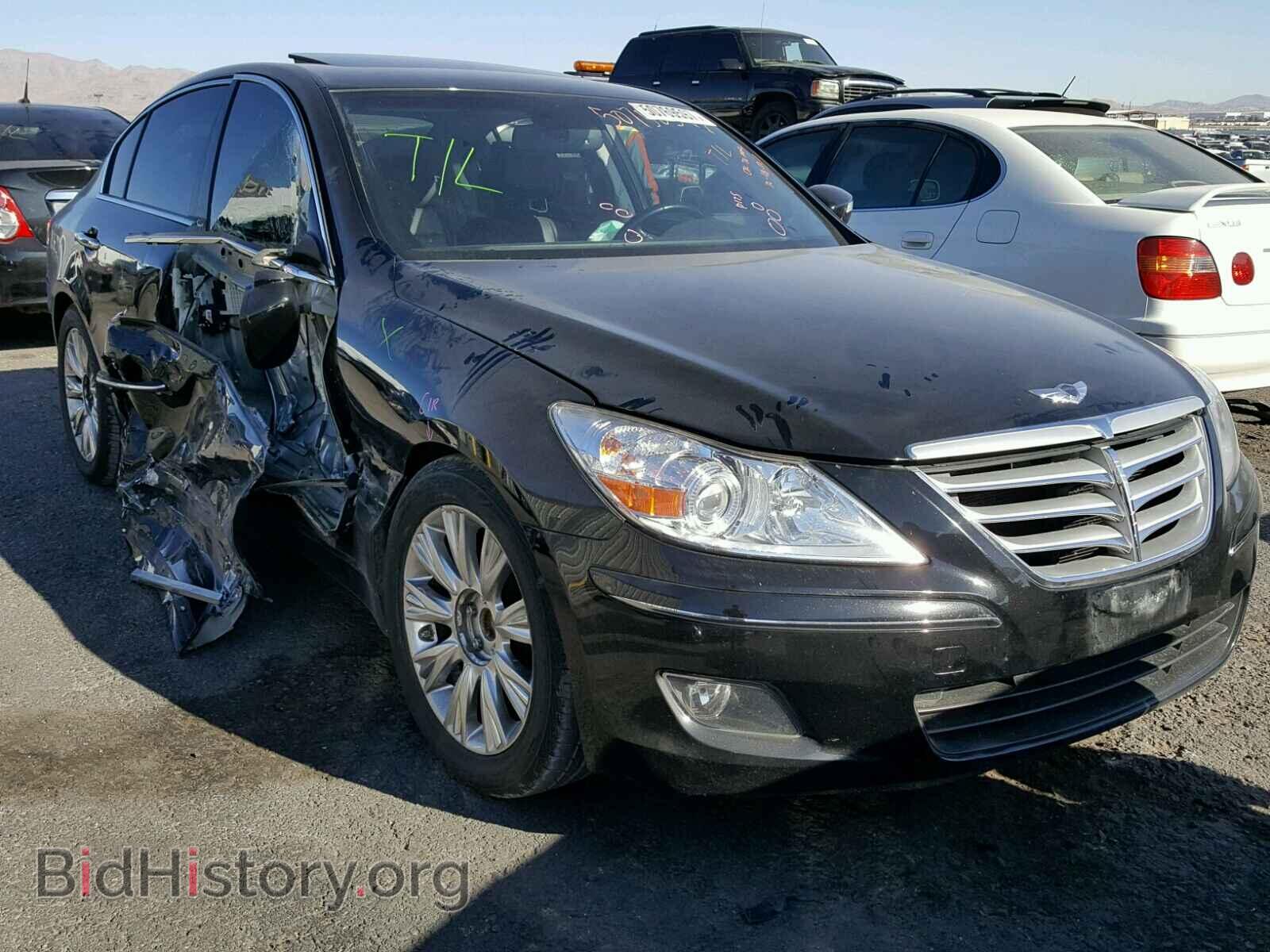 Photo KMHGC46E49U044083 - HYUNDAI GENESIS 2009