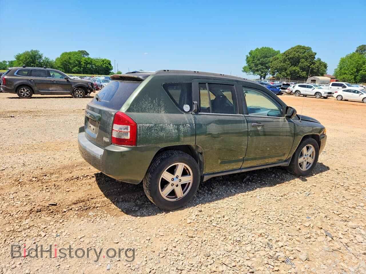 2007 JEEP COMPASS - VIN: 1J8FF47W27D585105 - Фото 3