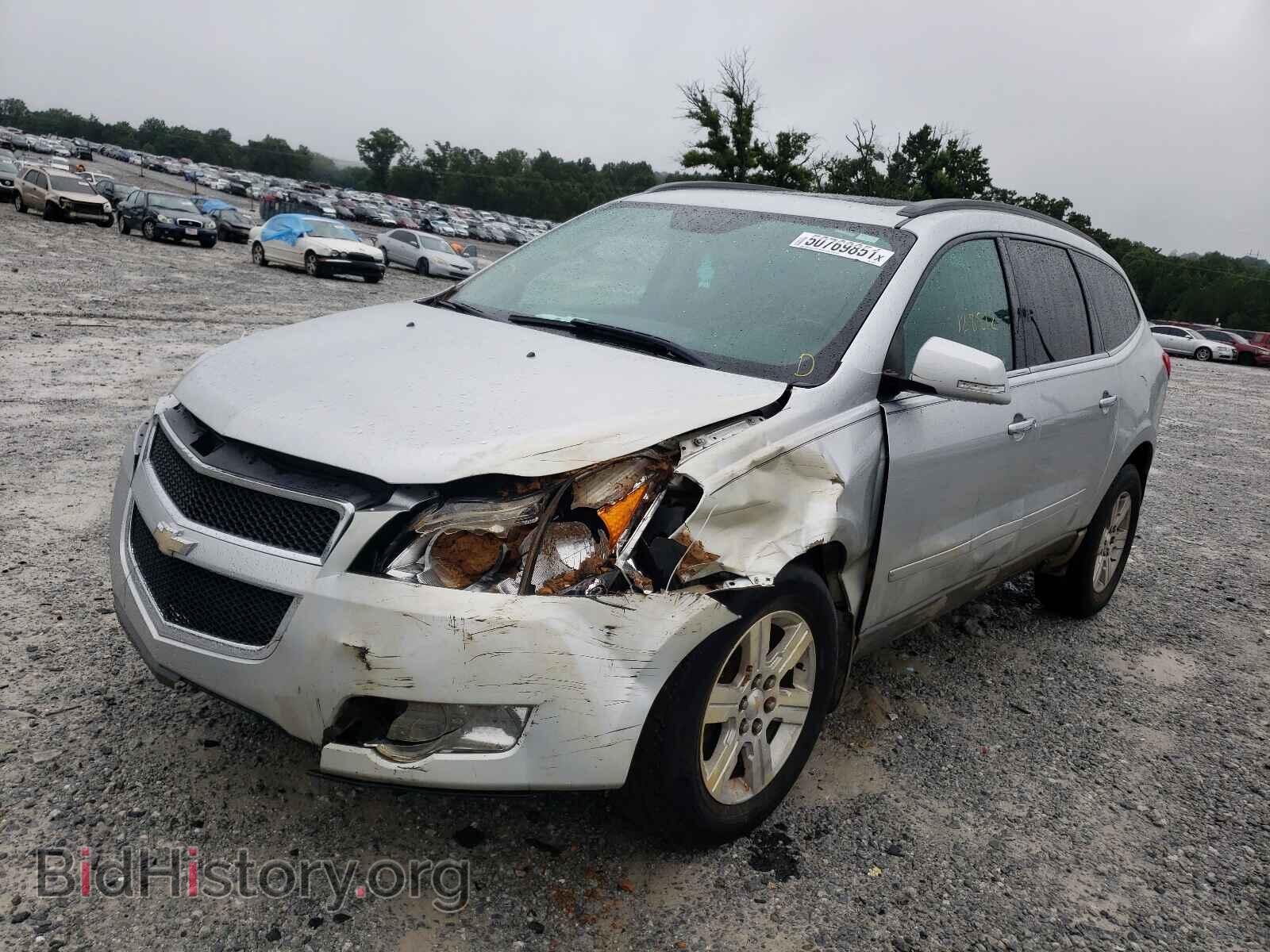 2012 CHEVROLET TRAVERSE - VIN: 1GNKRGED3CJ164609 - Фото 2