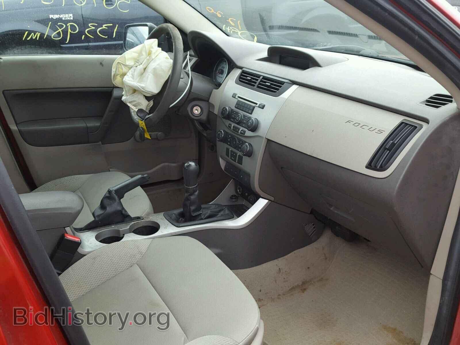 2011 FORD FOCUS - VIN: 1FAHP3EN8BW125810 - Фото 5