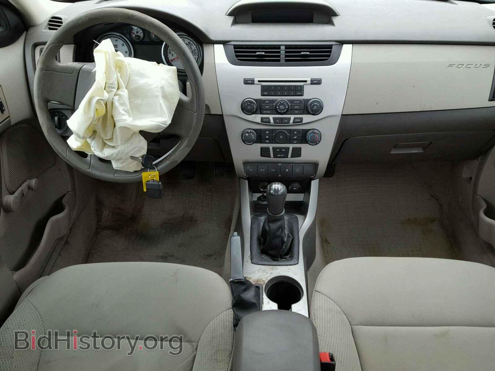 2011 FORD FOCUS - VIN: 1FAHP3EN8BW125810 - Фото 9