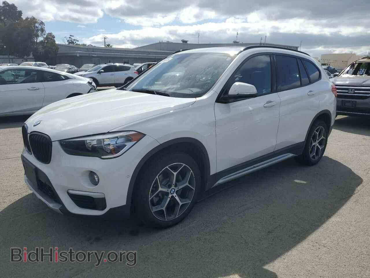 Photo WBXHU7C39H5H37756 - BMW X1 2017