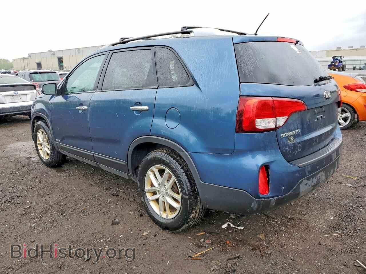 2015 KIA SORENTO - VIN: 5XYKTDA68FG604778 - Фото 2