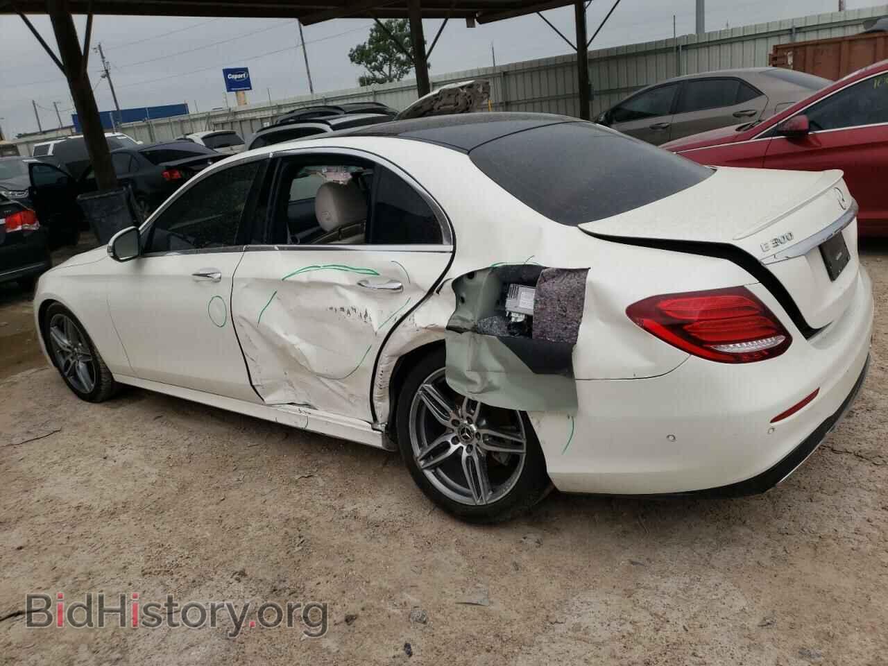 2019 MERCEDES-BENZ E-CLASS - VIN: WDDZF4JB8KA556329 - Фото 2