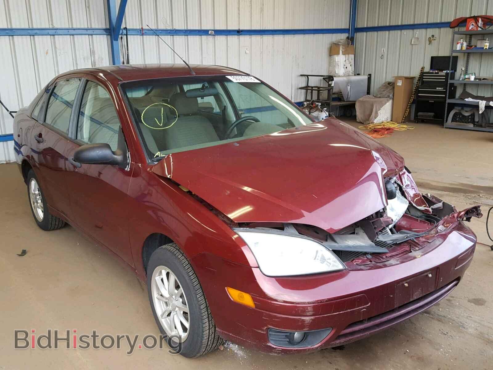 Фотография 1FAHP34N57W239658 - FORD FOCUS 2007