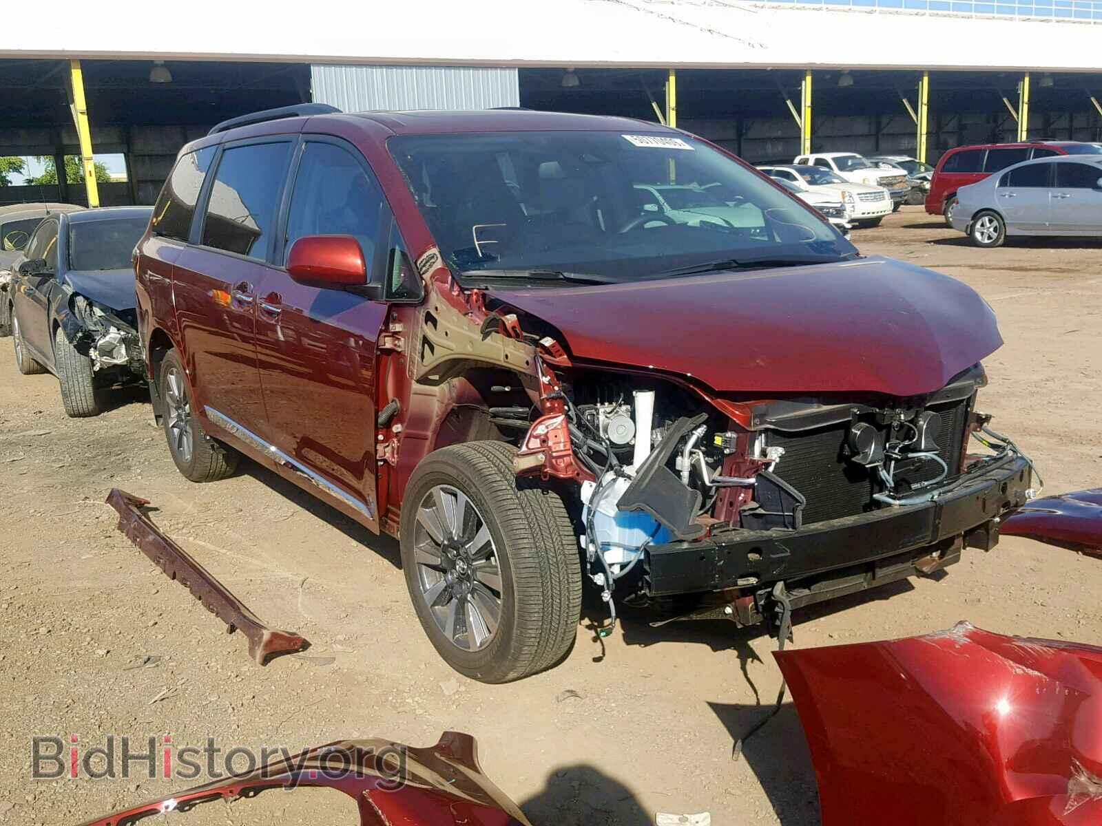 Photo 5TDDZ3DC4JS209303 - TOYOTA SIENNA XLE 2018