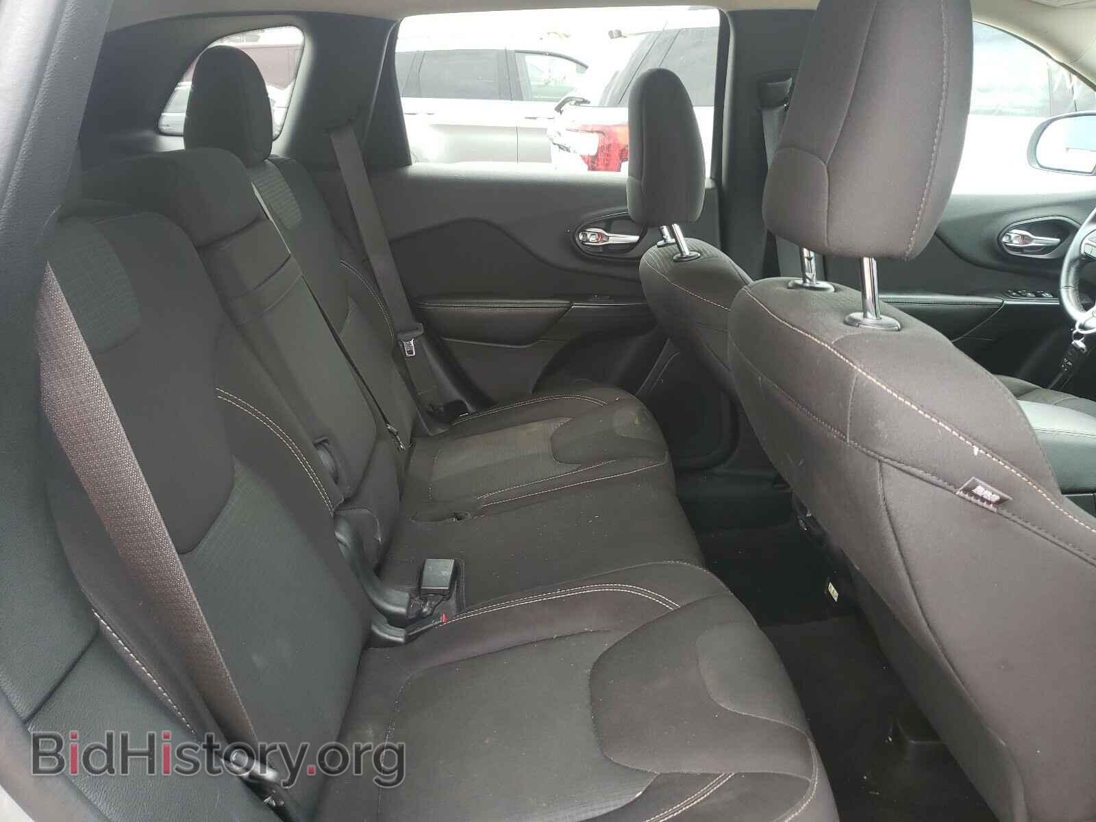2016 JEEP CHEROKEE - VIN: 1C4PJMCS1GW268577 - Фото 6