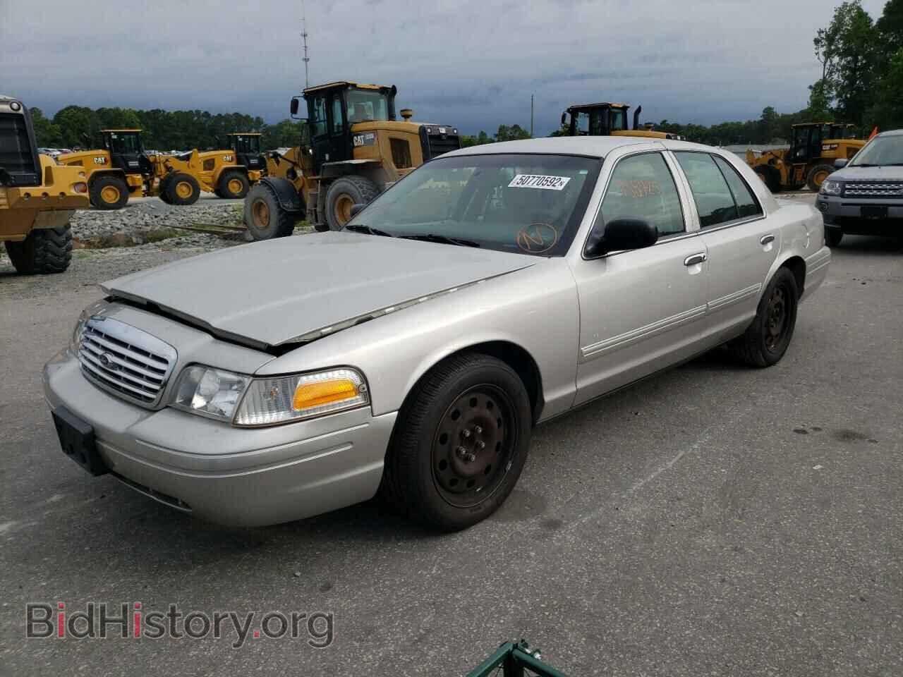 2010 FORD CROWN VIC - VIN: 2FABP7BVXAX117244 - Фото 2