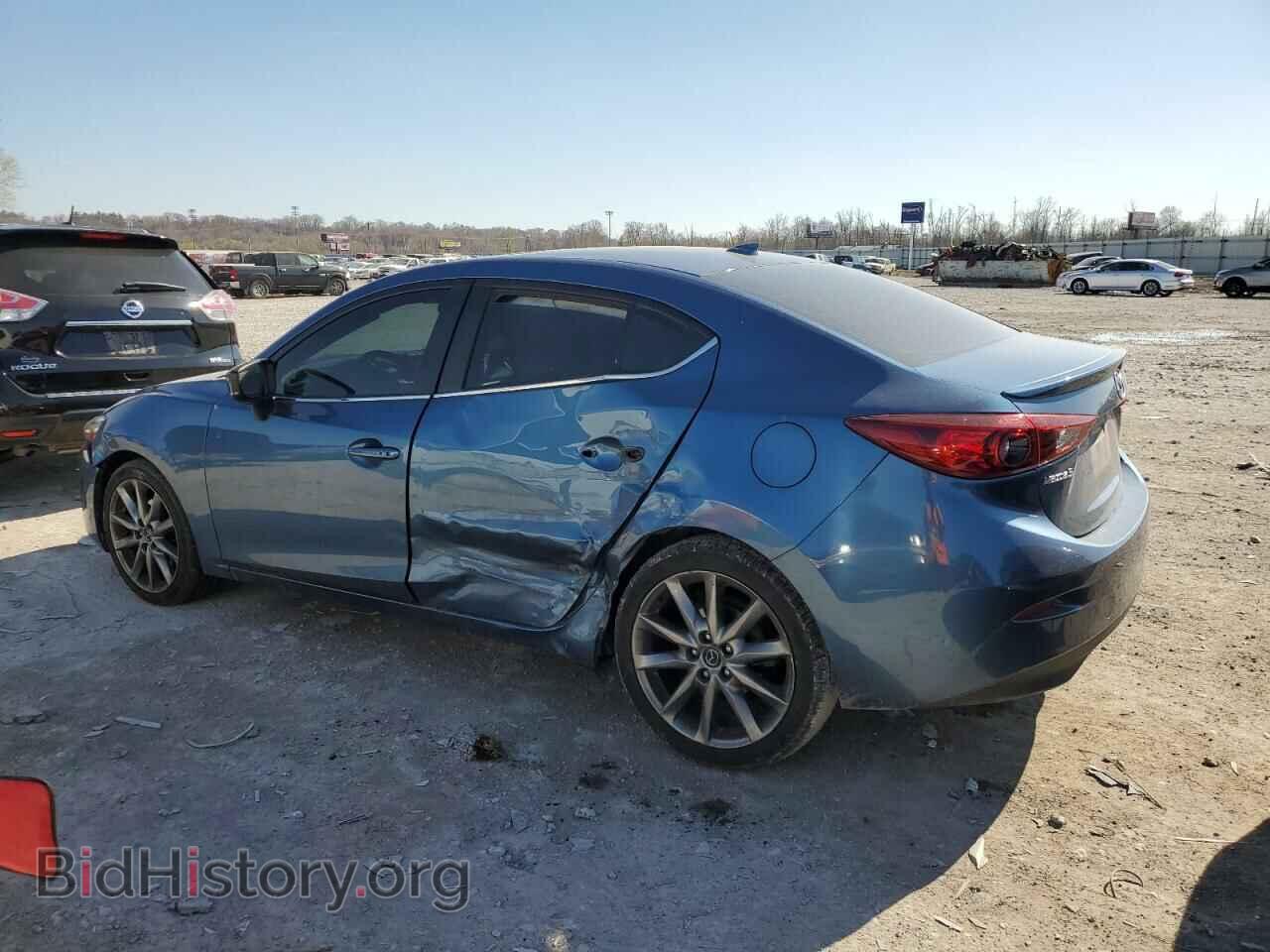 2018 MAZDA 3 - VIN: 3MZBN1V36JM242211 - Фото 2