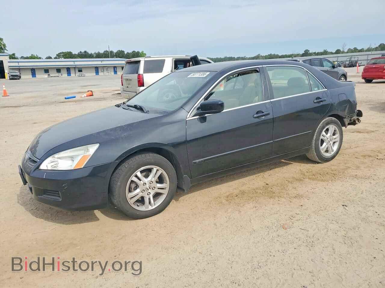 Photo 1HGCM56366A153079 - HONDA ACCORD 2006