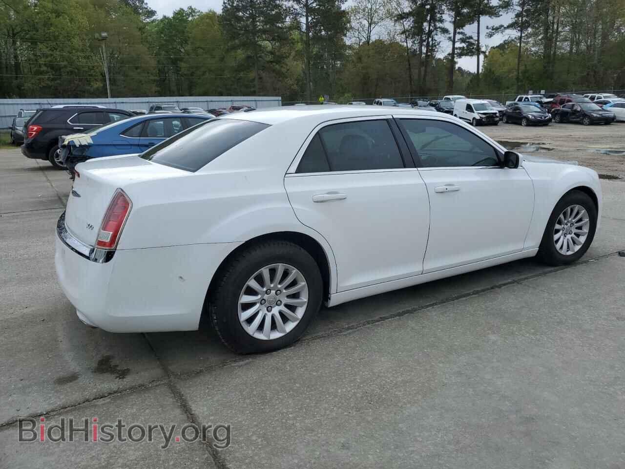 2013 CHRYSLER 300 - VIN: 2C3CCAAG7DH589334 - Фото 3