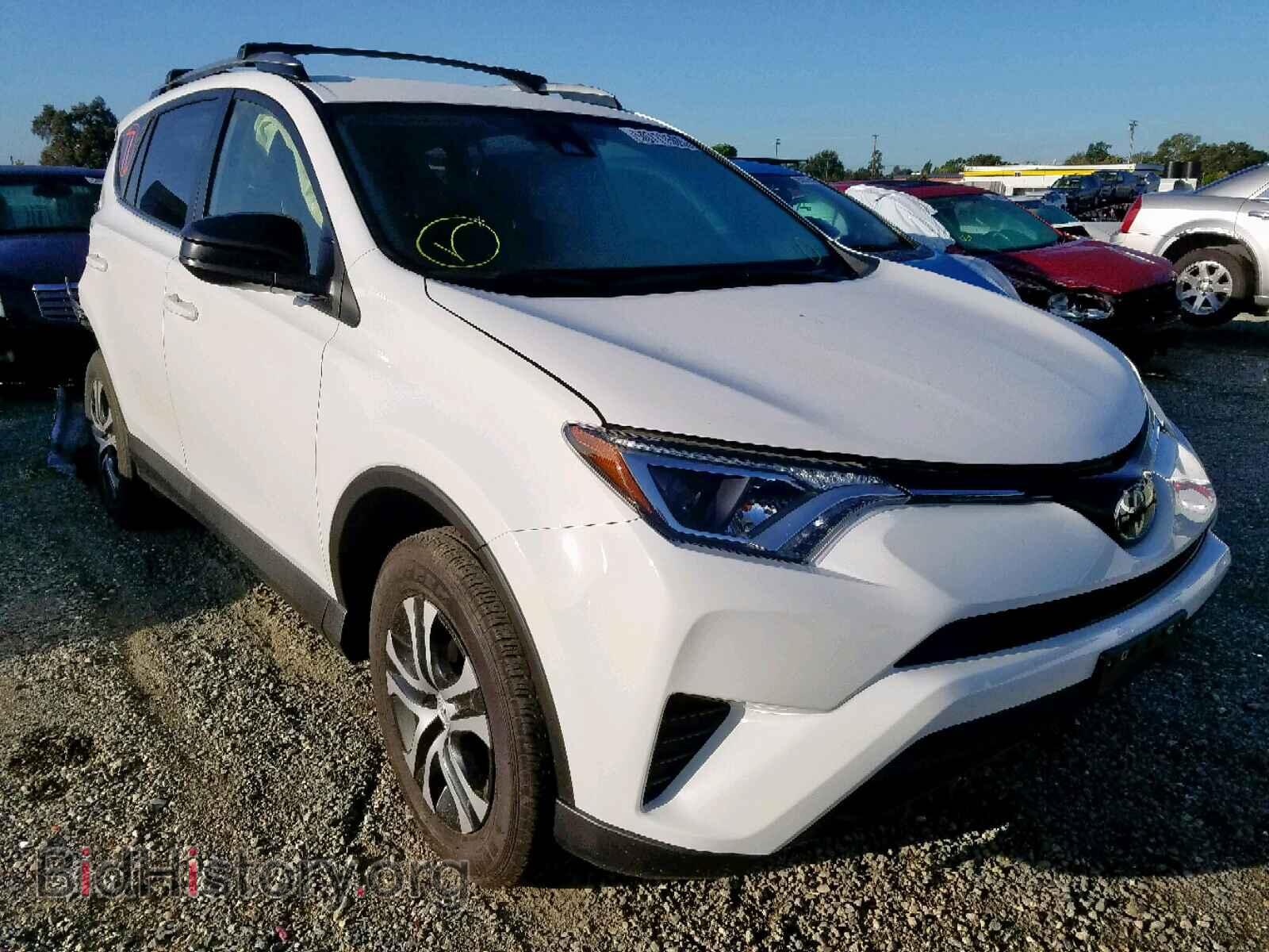 Photo JTMBFREV0JJ243786 - TOYOTA RAV4 LE 2018