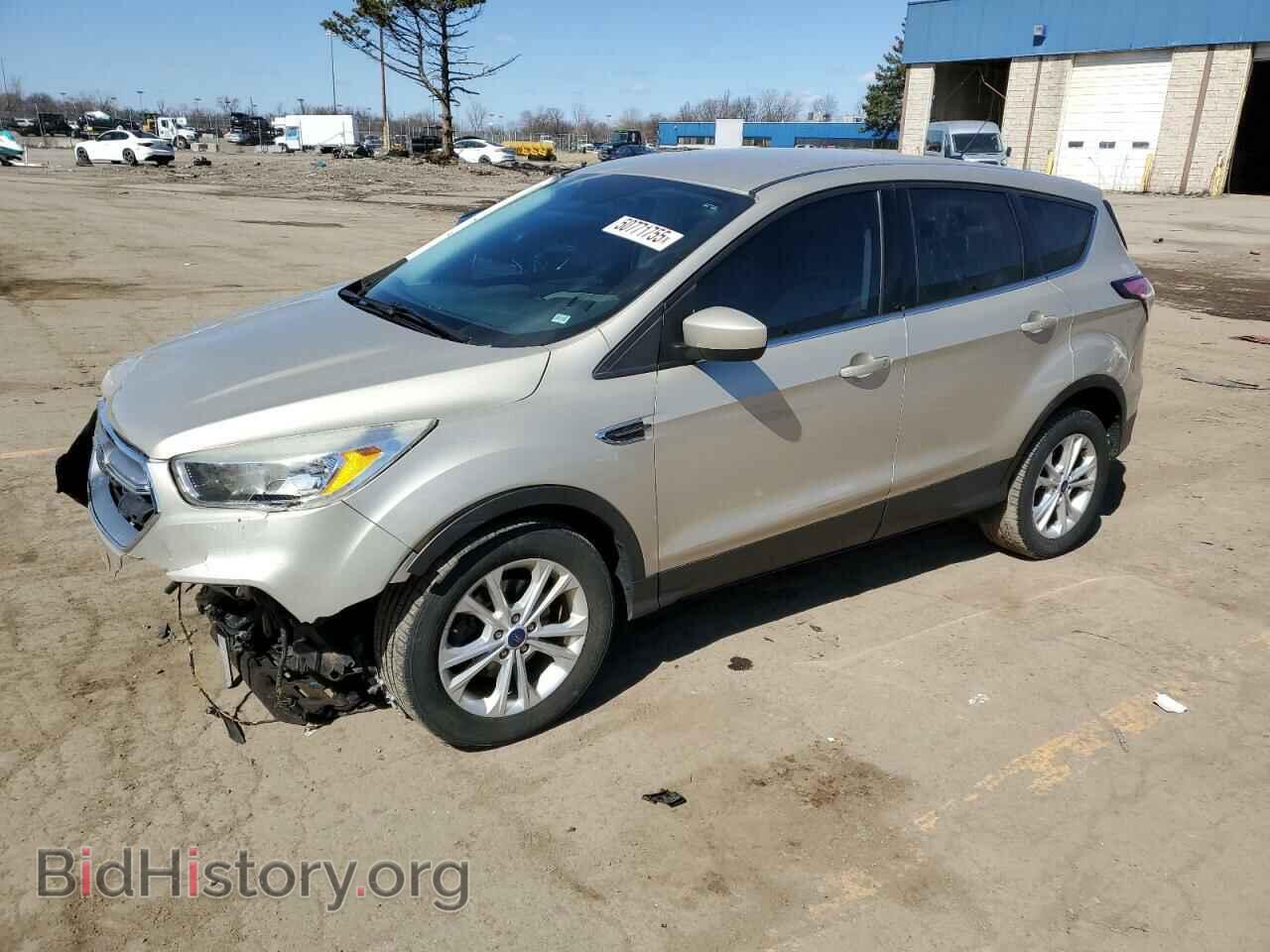 Фотография 1FMCU0GD1HUD72800 - FORD ESCAPE 2017