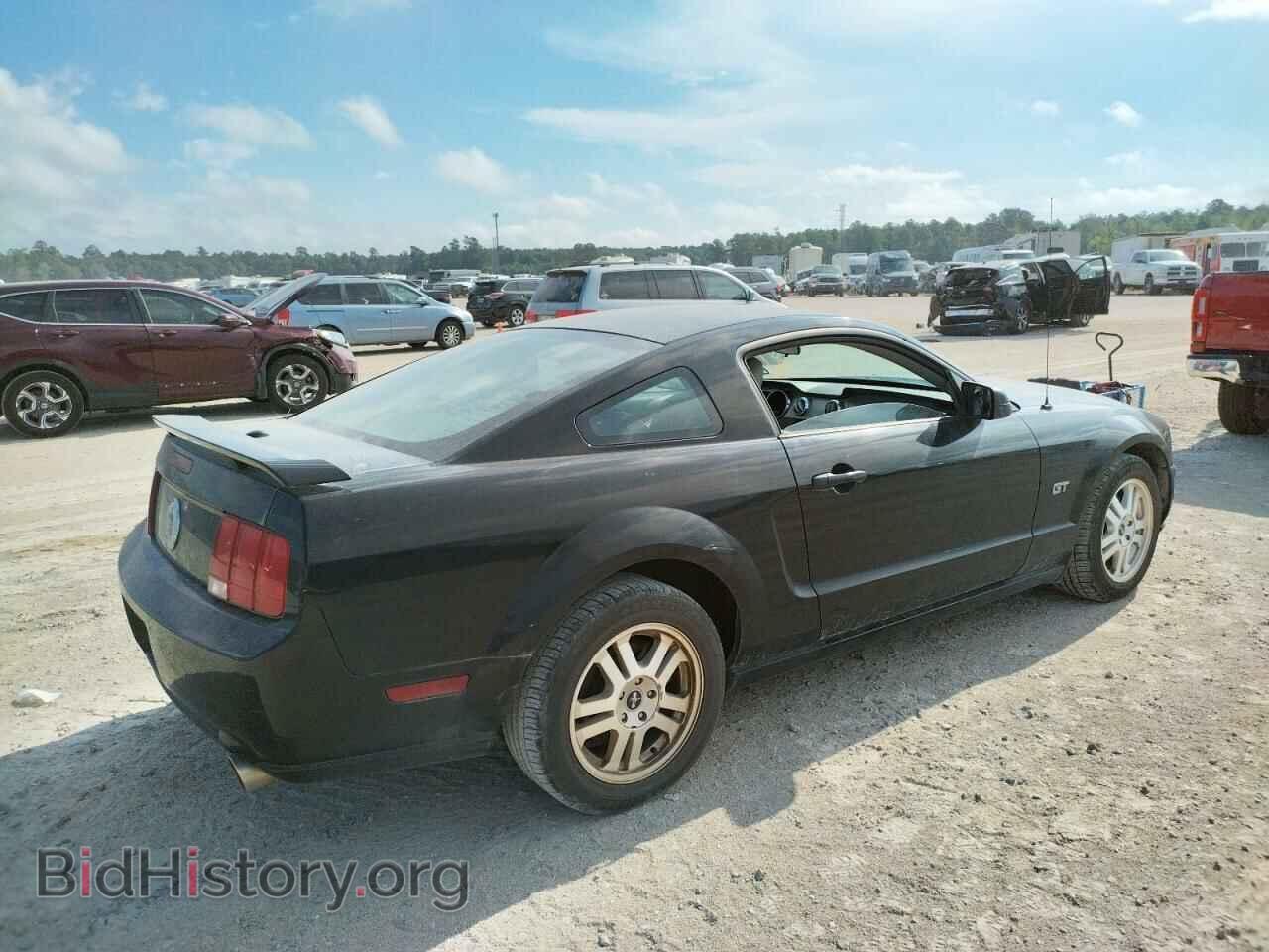 2007 FORD MUSTANG - VIN: 1ZVFT82H075206965 - Фото 4
