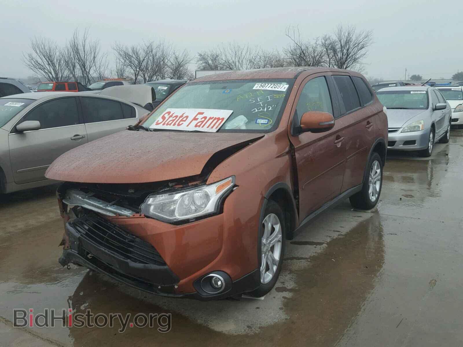 2015 MITSUBISHI OUTLANDER - VIN: JA4AD3A38FZ013581 - Фото 2