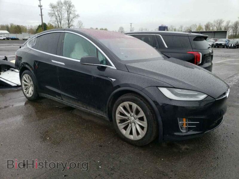 2018 Tesla MODEL X (VIN 5YJXCBE20JF119875) — photo 4 of 14