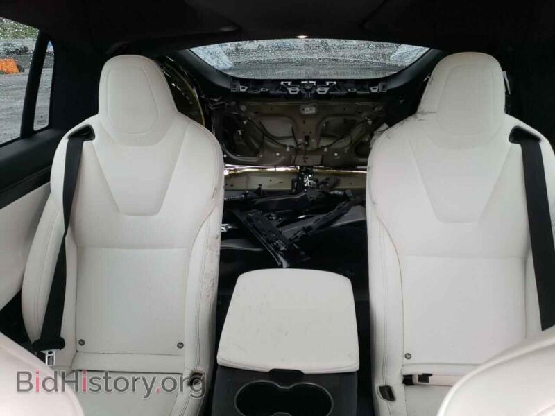 2018 Tesla MODEL X (VIN 5YJXCBE20JF119875) — photo 10 of 14