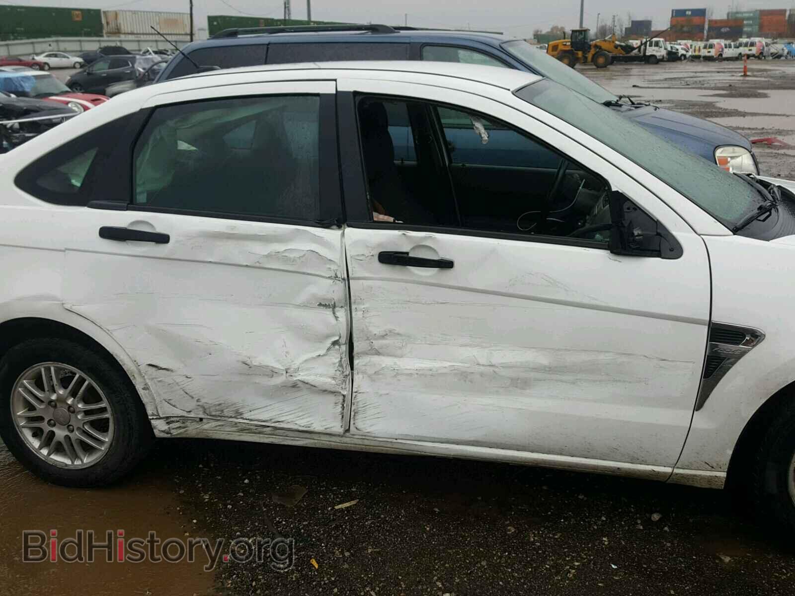 2008 FORD FOCUS - VIN: 1FAHP35N08W155117 - Photo 9