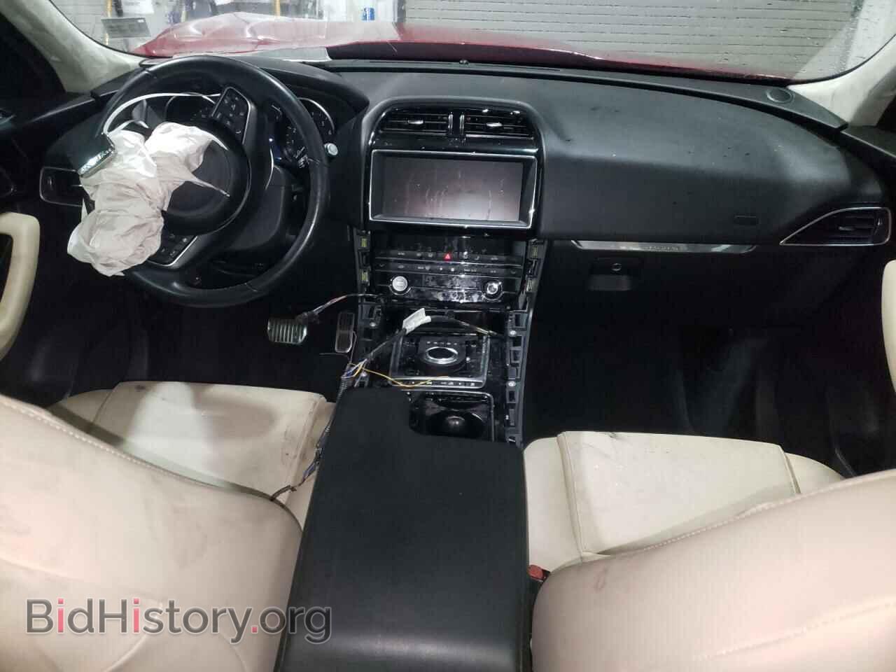 2019 JAGUAR F-PACE - VIN: SADCJ2FX1KA366822 - Фото 8