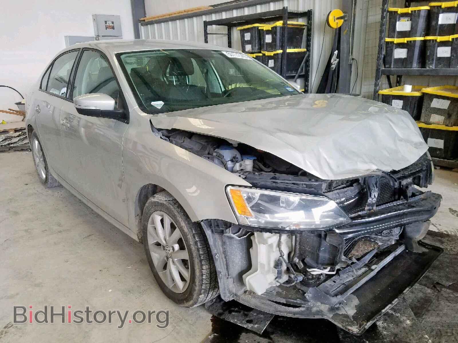 Фотография 3VWDX7AJ2CM063886 - VOLKSWAGEN JETTA 2012
