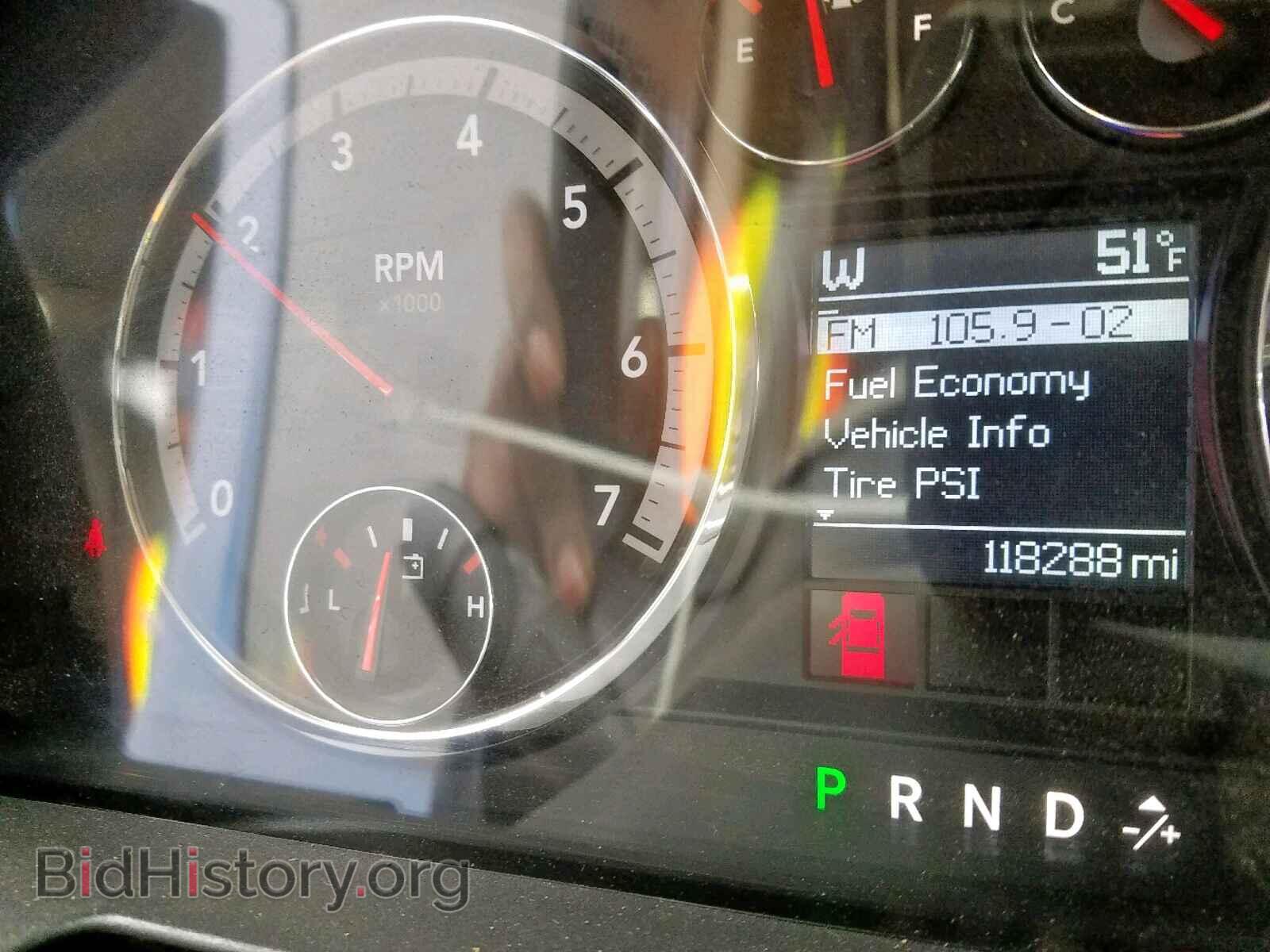 2010 DODGE RAM 1500 - VIN: 1D7RV1GT7AS259174 - Фото 8