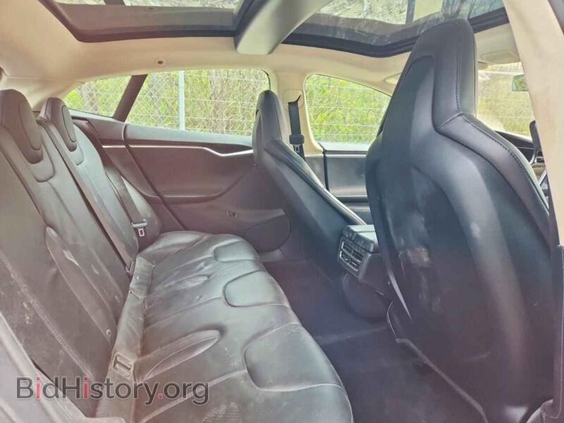 2013 Tesla MODEL S (VIN 5YJSA1DN0DFP07172) — фото 10 из 12