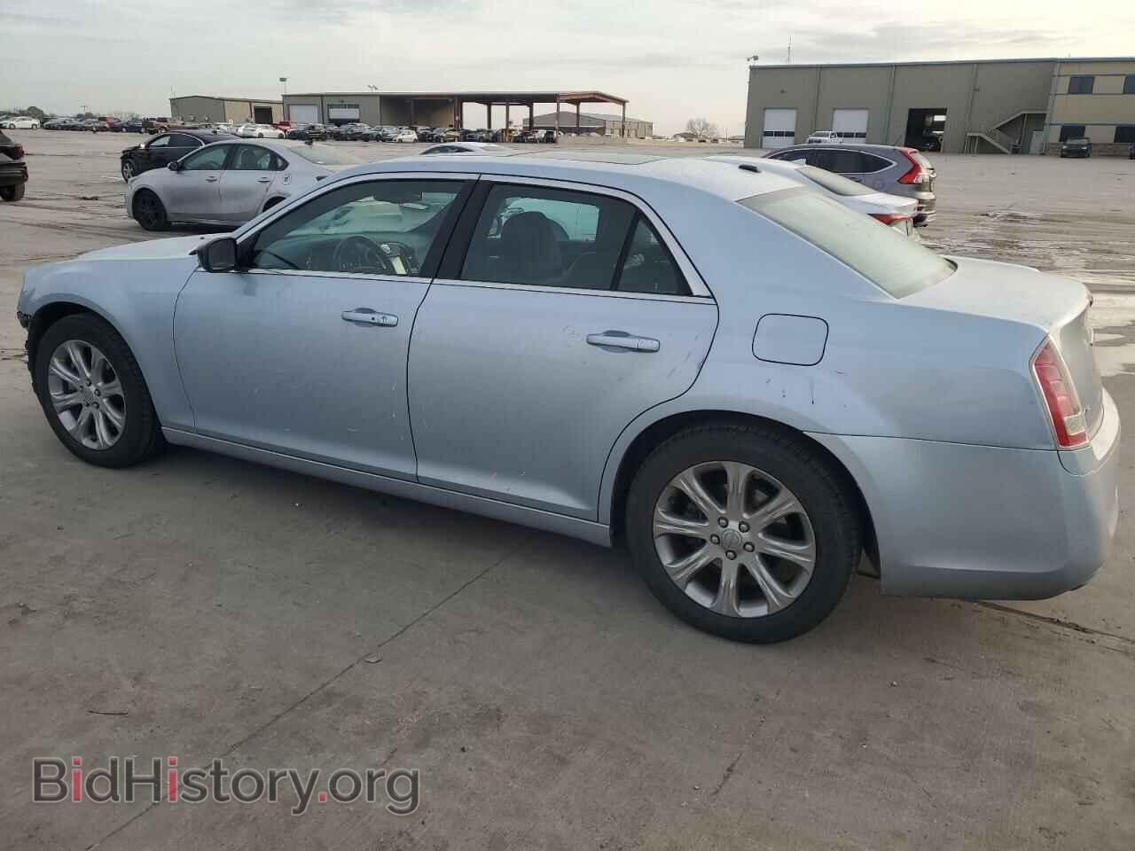 2013 CHRYSLER 300 - VIN: 2C3CCAGG5DH590151 - Фото 2