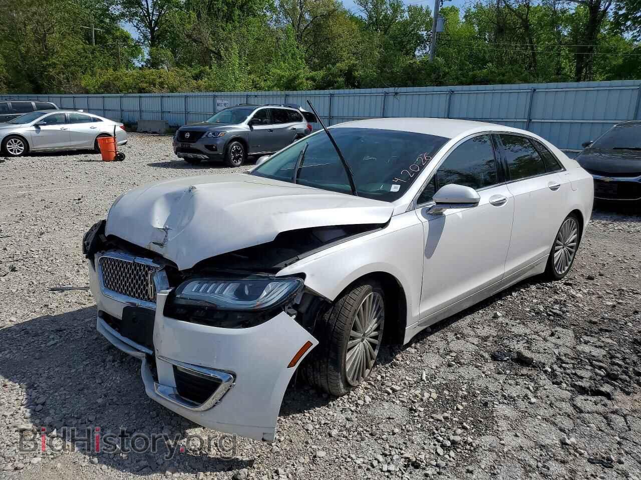 Photo 3LN6L5E9XHR603759 - LINCOLN MKZ 2017