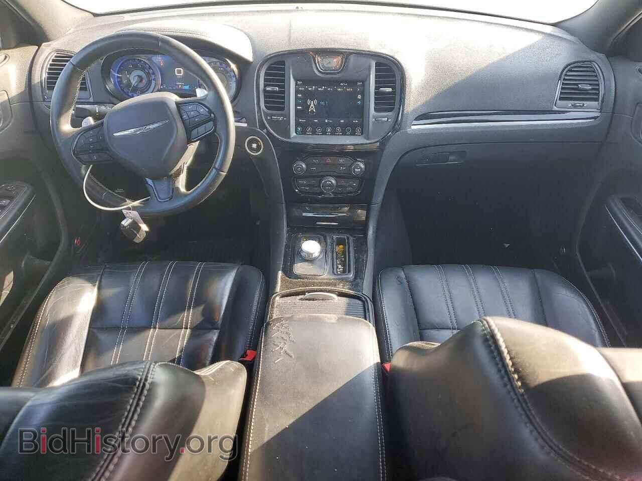 2017 CHRYSLER 300 - VIN: 2C3CCAGG3HH631124 - Photo 8