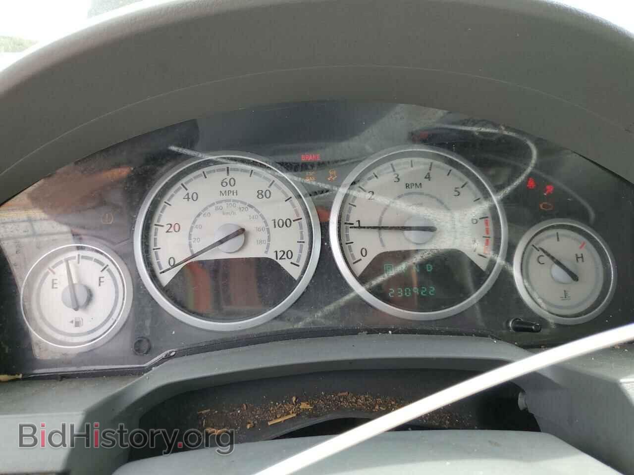 2008 CHRYSLER MINIVAN - VIN: 2A8HR44H88R102978 - Фото 9