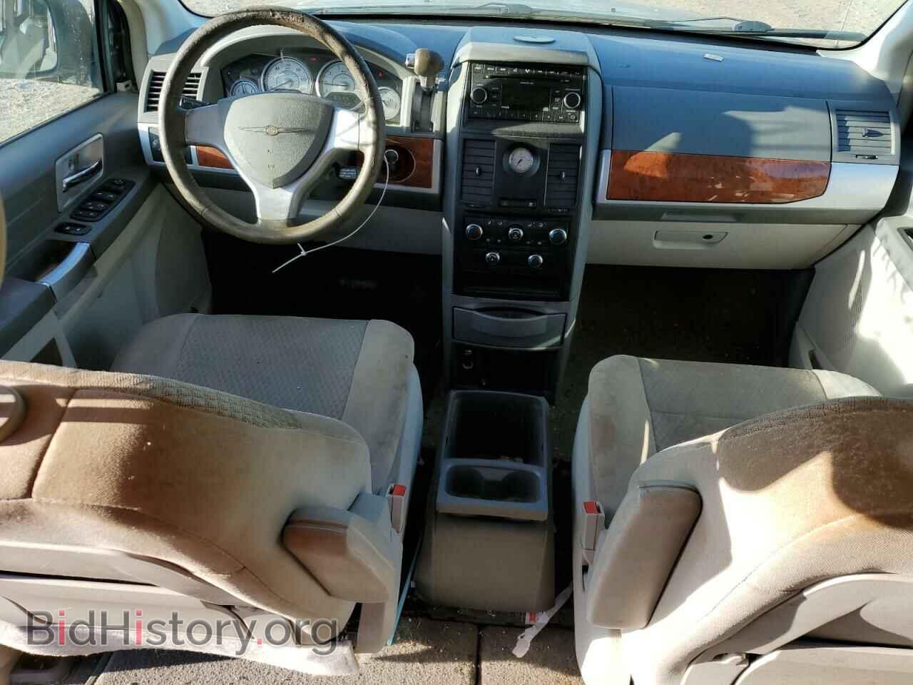 2008 CHRYSLER MINIVAN - VIN: 2A8HR54P98R824487 - Фото 8