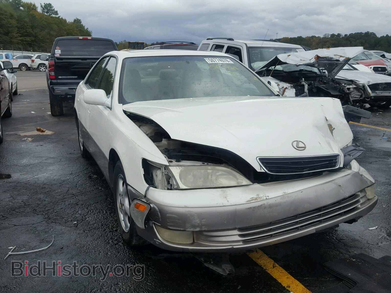 Фотография JT8BF28G3W0139342 - LEXUS ES300 1998