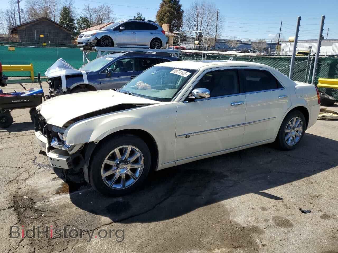 Photo 2C3CA6CT9AH140200 - CHRYSLER 300 2010