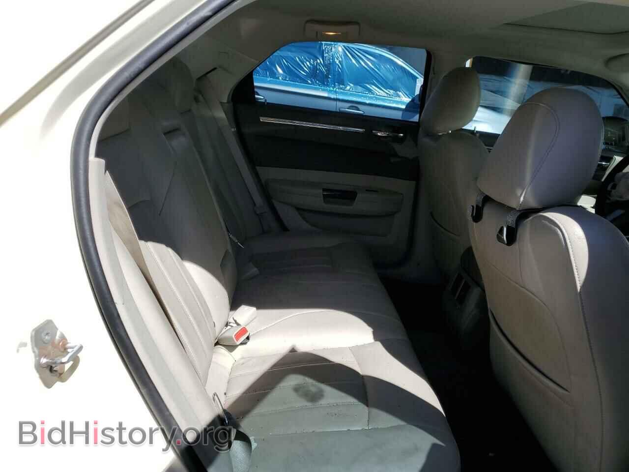2010 CHRYSLER 300 - VIN: 2C3CA6CT9AH140200 - Фото 11