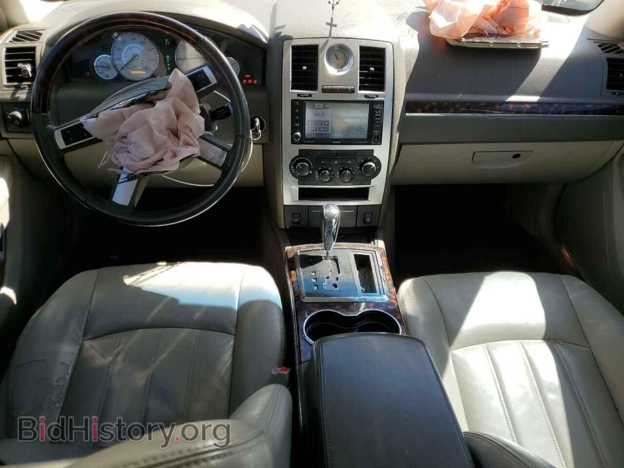 2010 CHRYSLER 300 - VIN: 2C3CA6CT9AH140200 - Фото 8