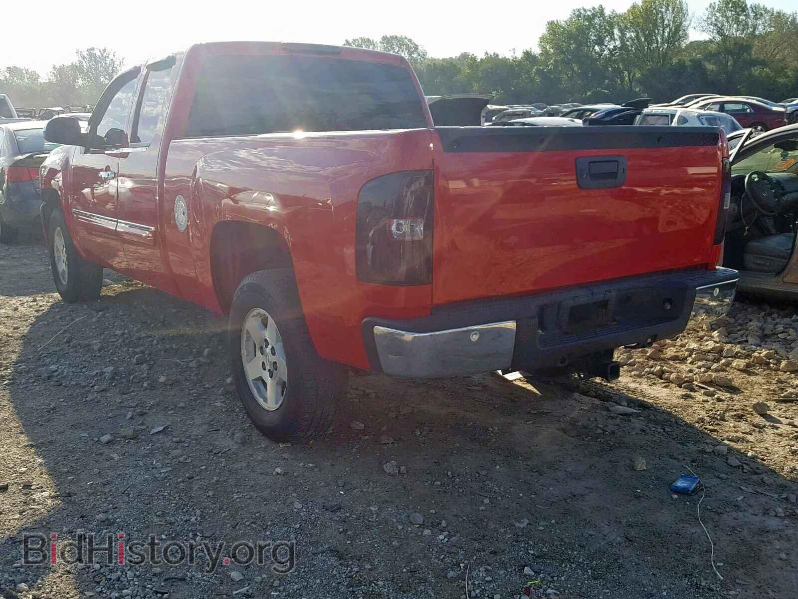 2011 CHEVROLET SILVERADO - VIN: 1GCRCSE02BZ148572 - Фото 3