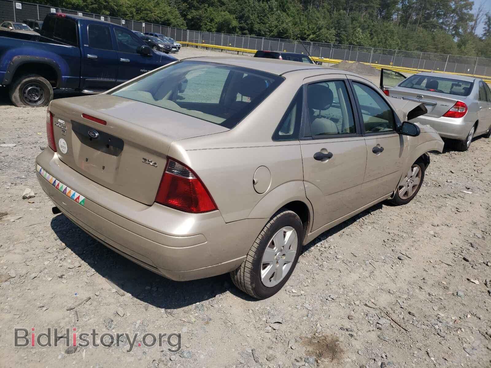 2006 FORD FOCUS - VIN: 1FAFP34N56W144085 - Фото 4
