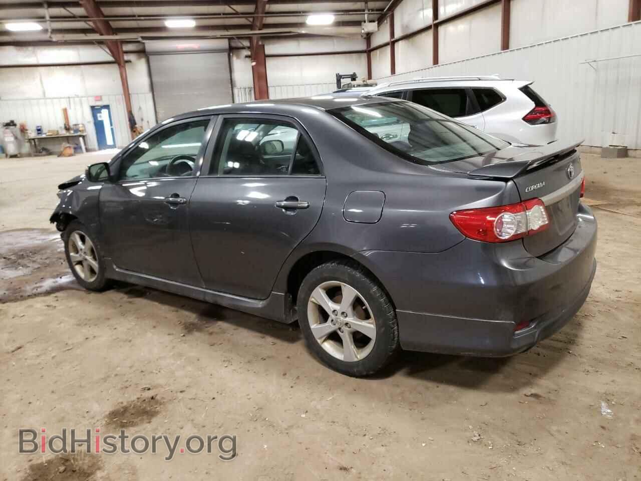 2011 TOYOTA COROLLA - VIN: 2T1BU4EE2BC677987 - Фото 2