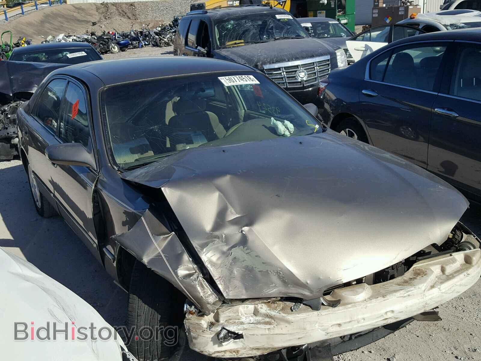 Photo 1YVGF22C115234615 - MAZDA 626 2001