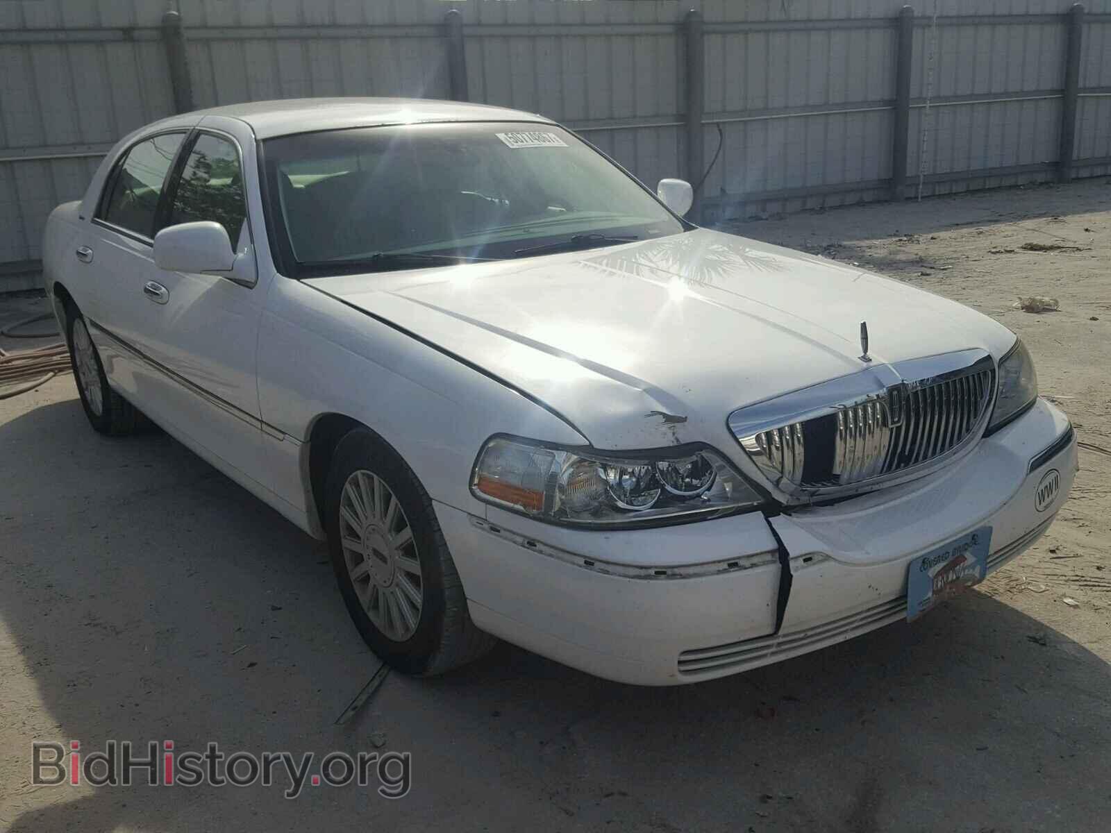 Photo 1LNHM81W45Y643576 - LINCOLN TOWNCAR 2005