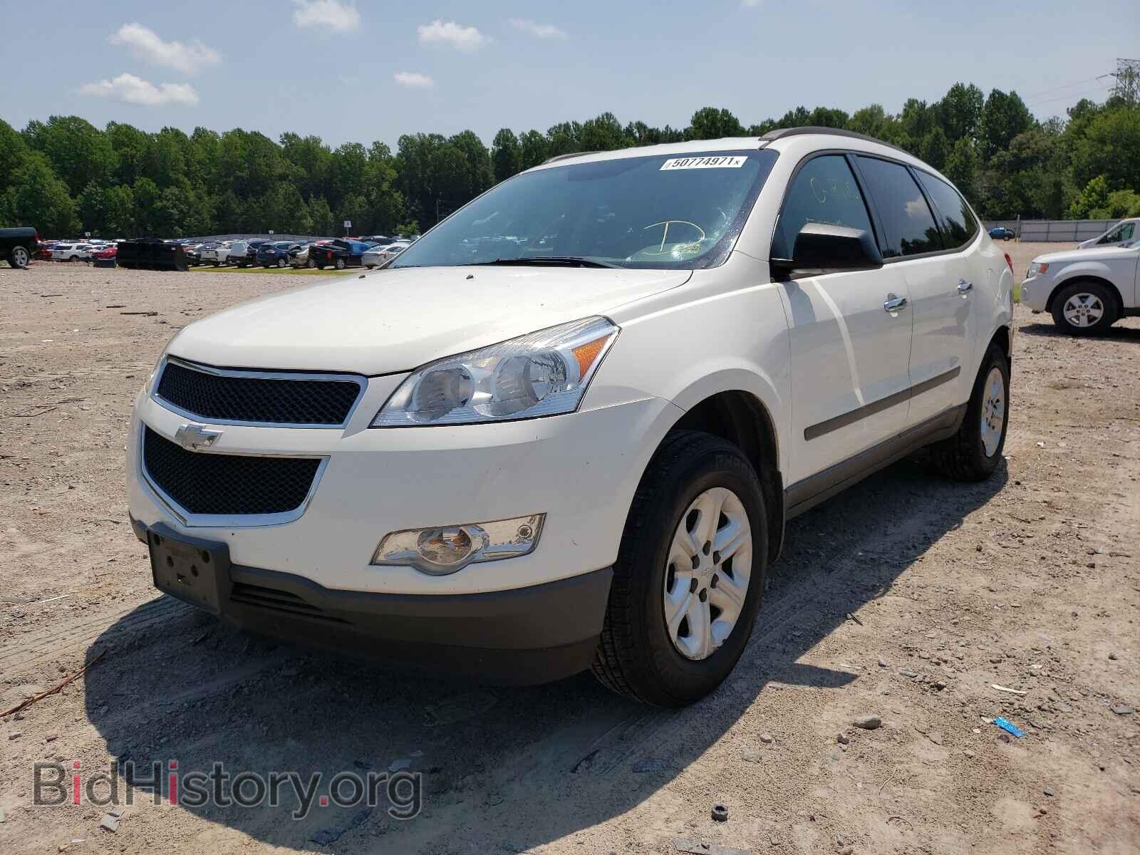 2012 CHEVROLET TRAVERSE - VIN: 1GNKREED7CJ241440 - Фото 2